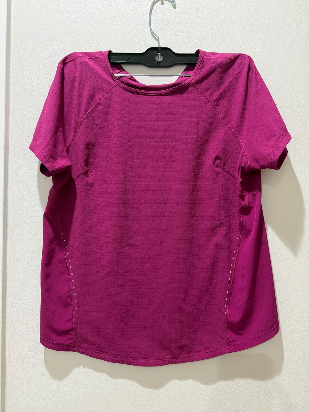 lululemon athletica Short Sleeve Active Tee - Magenta
